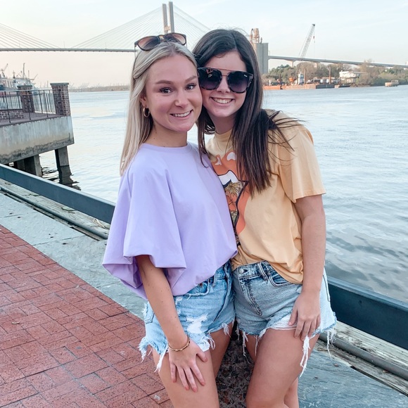 Meet your Posher, Madelyn - Picture 1 of 1